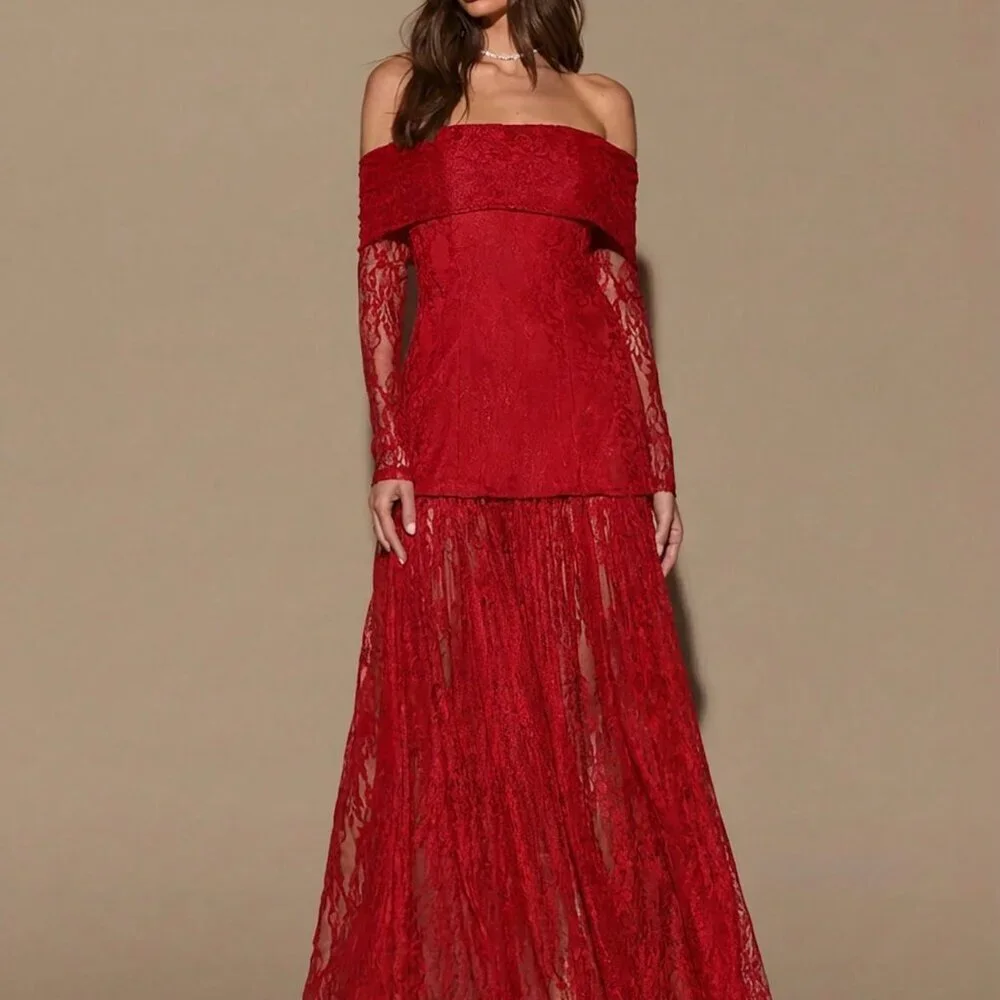 Red Elegant Women's Lace Off Shoulder Long Sleeve Dress - Picture 3 of 6